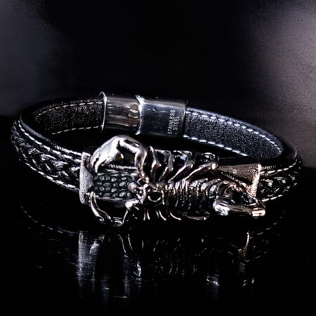 Skorpiós férfi karkötő